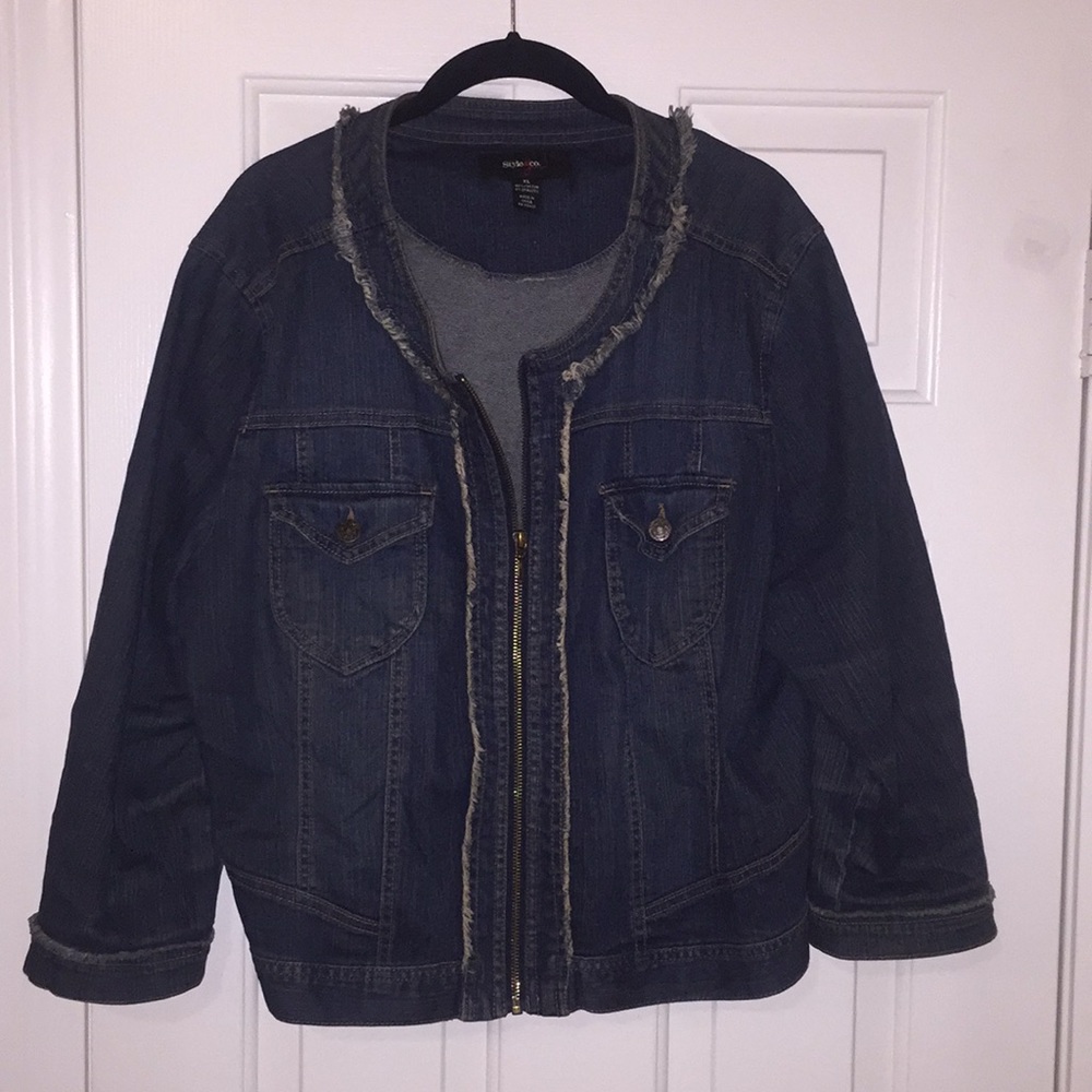 Style & Co denim jacket w/ zip front & pockets